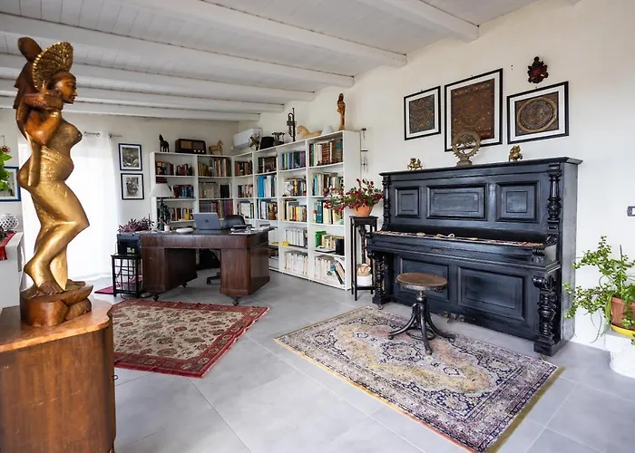 Casa Leandro Villa *
